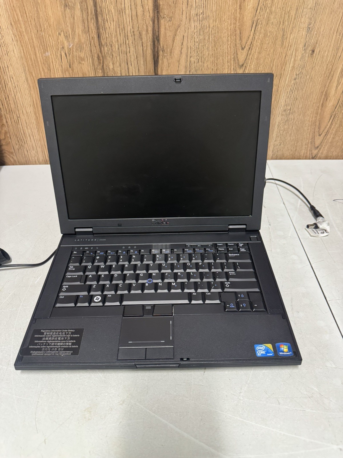 Dell Latitude E5400 14” Core 2 Duo 2GB Laptop No HDD No Charger AS-IS