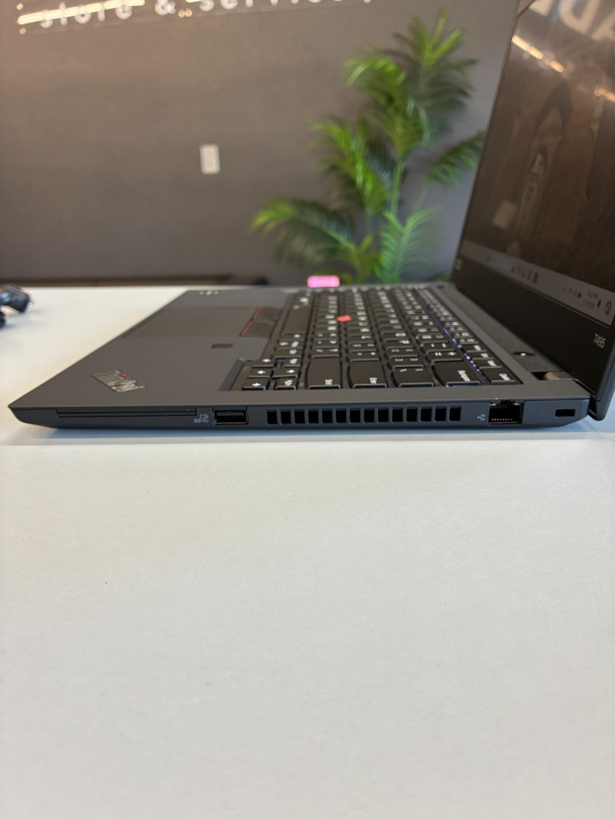 Lenovo ThinkPad T495: Screen 14″ / Ryzen 7 3700U / RAM 24Gb / SSD 512Gb / Win 11