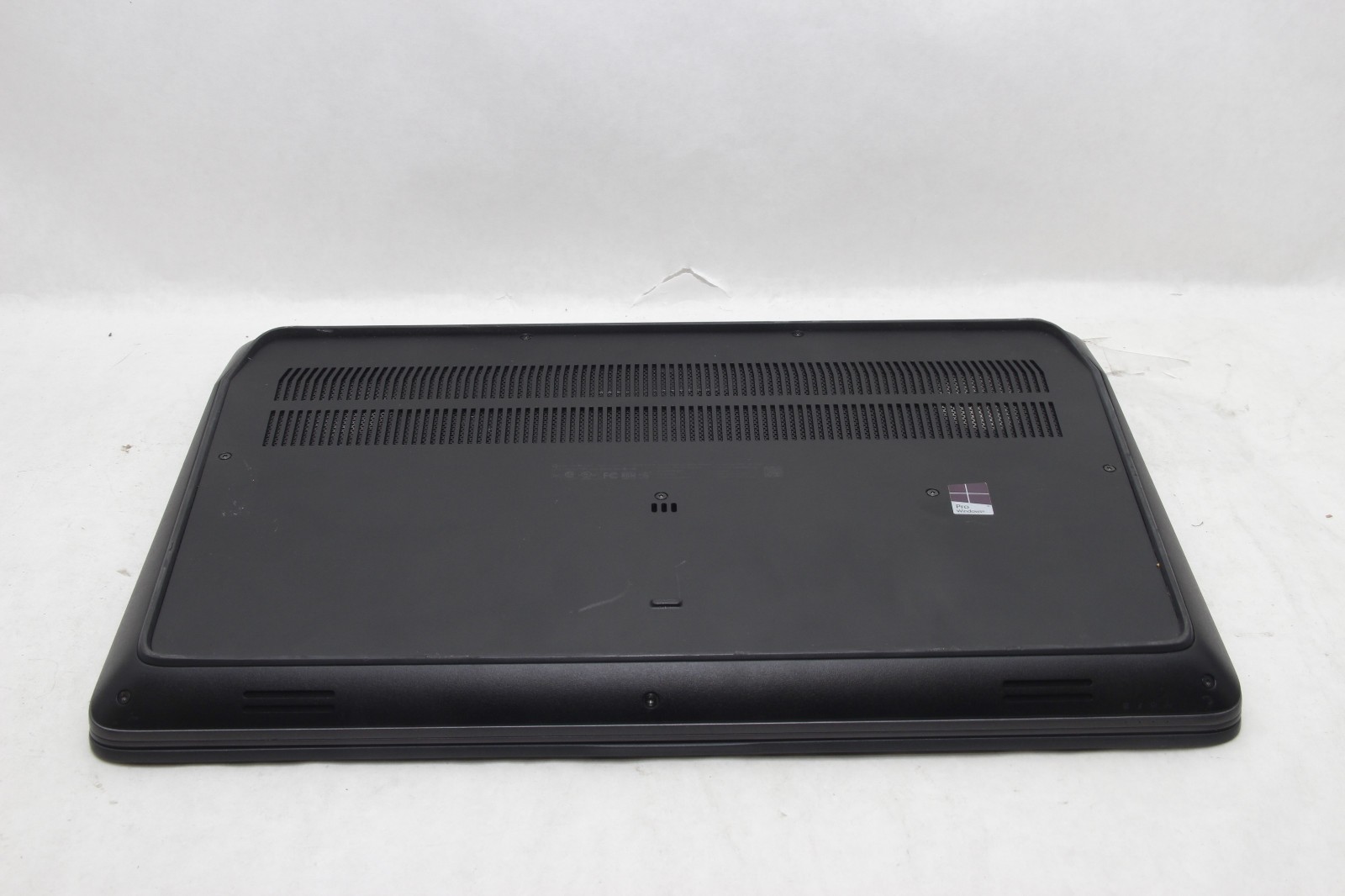 HP ZBook 17 G3 17″ Laptop i7-6700HQ 8 GB RAM 256 GB SSD Win 11 No Charger