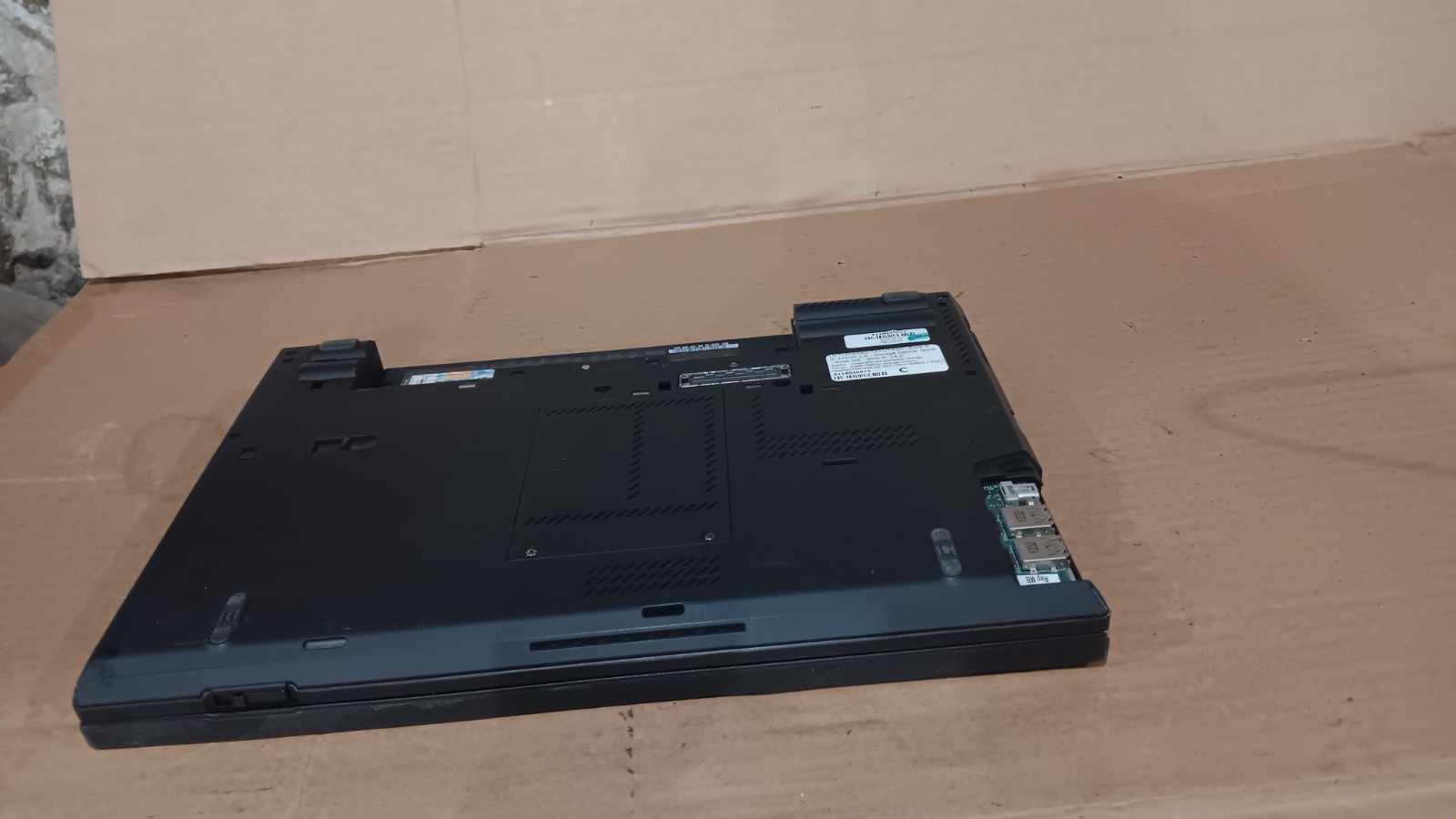 Lenovo Thinkpad T430 Laptop Intel Core I5 -3320M @ 2.60 GHz 14″ LCD Screen Parts