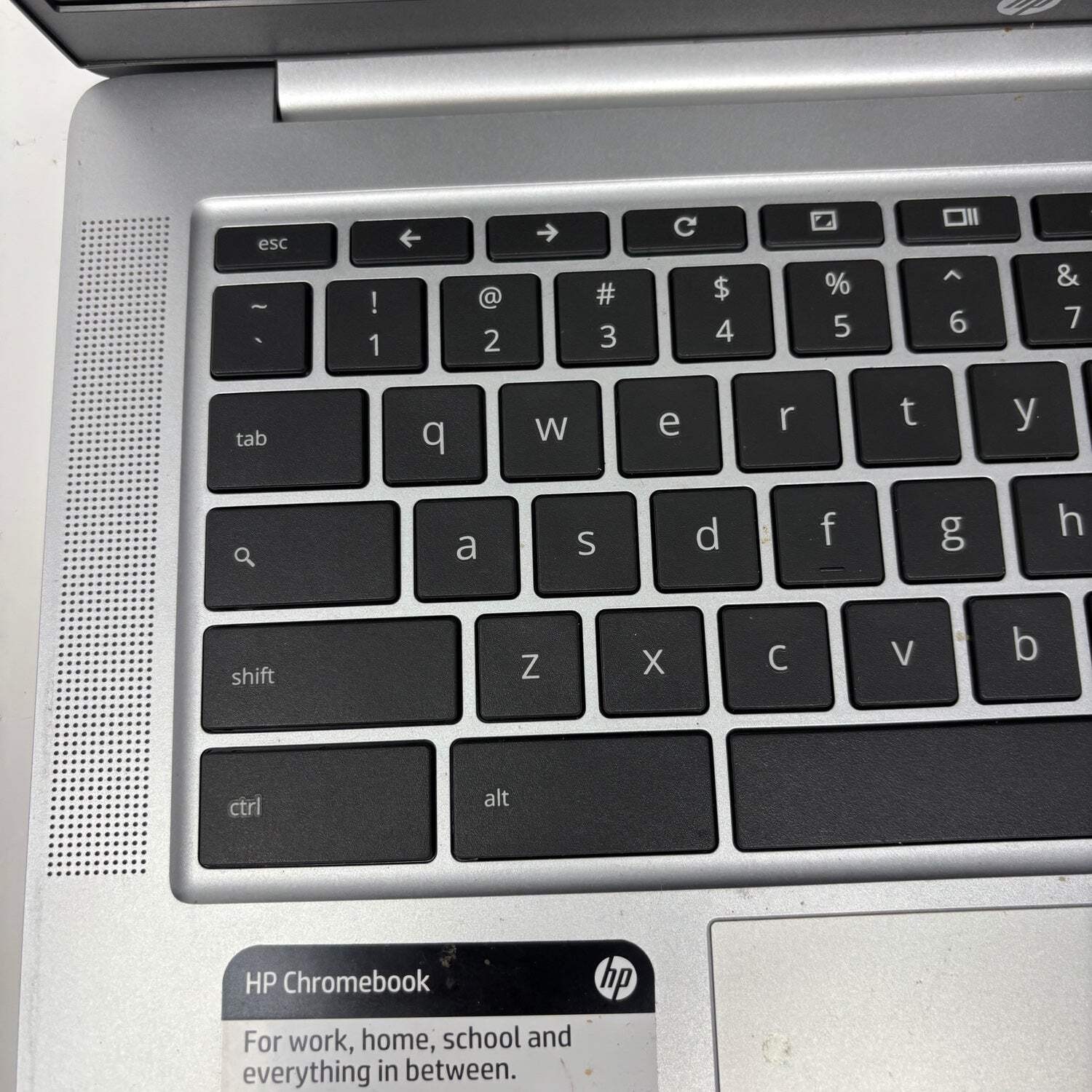 Broken HP Chromebook 14A-NA0031WM 14″ Pentium Silver N5000 4GB RAM 64GB SSD