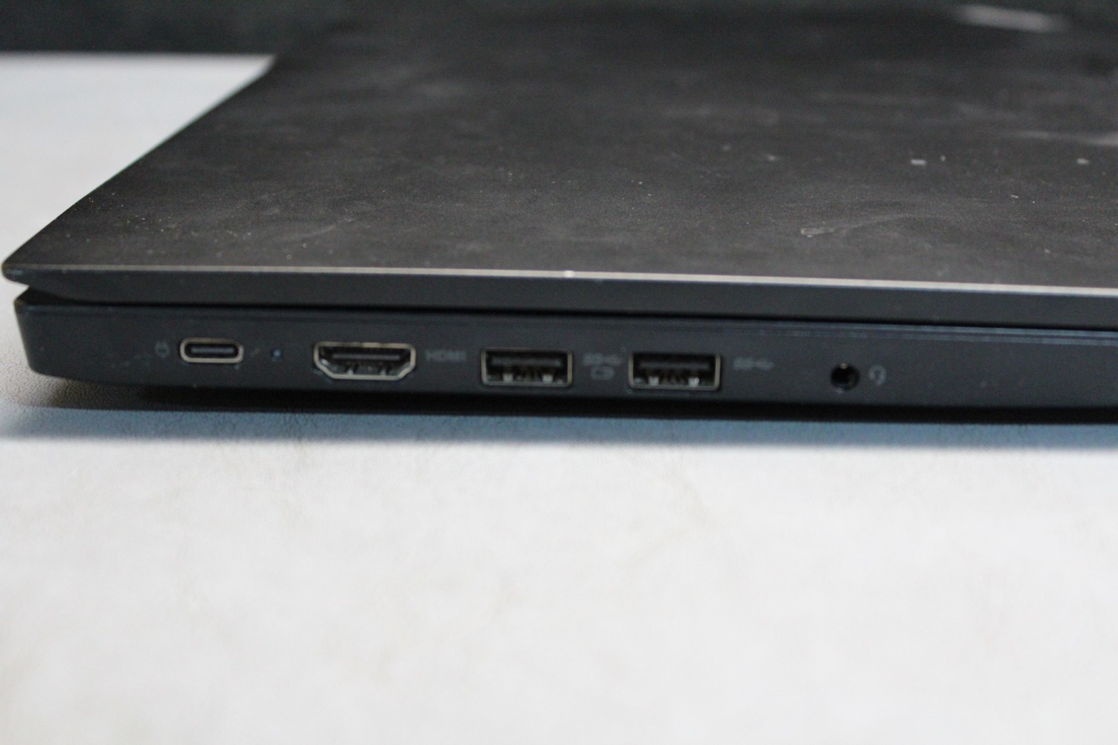 Lenovo ThinkPad E590 15.6″ (i5-8265u – 8GB RAM – 1TB Storage- Win10Pro) *USED*
