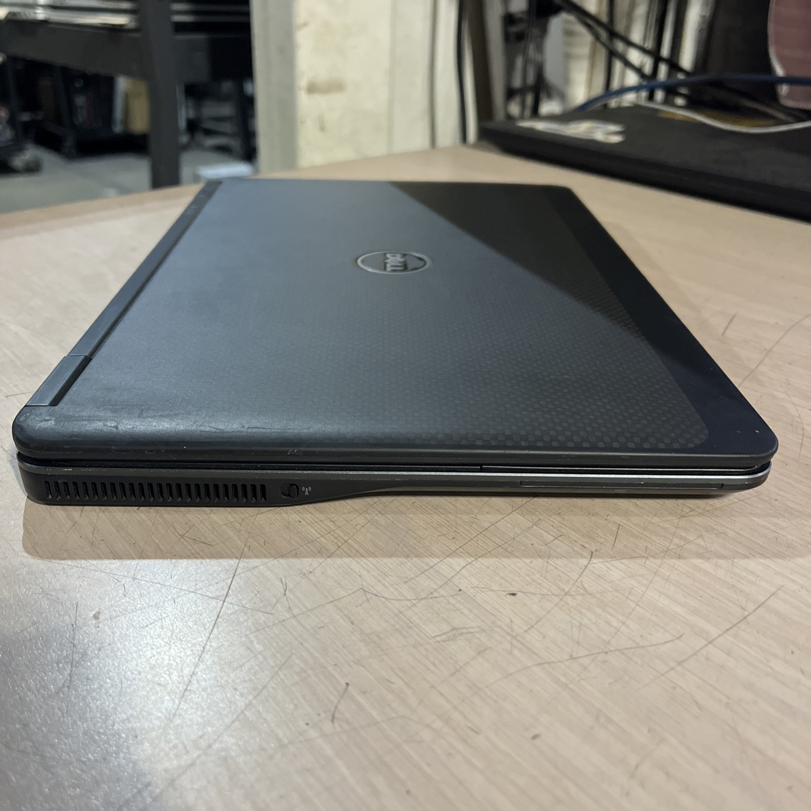 DELL LATITUDE E7240 INTEL CORE I7-4600U 2.10GHZ 8GB RAM NO HD