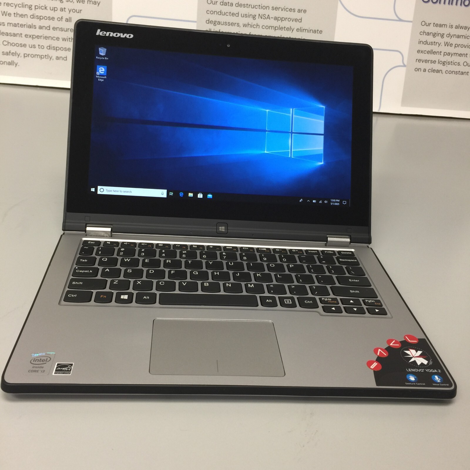 LENOVO yoga 2 11 core i3 4th gen 1.50 ghz 12.5” 4GB RAM 440 GN SSD WIN 1O HOME