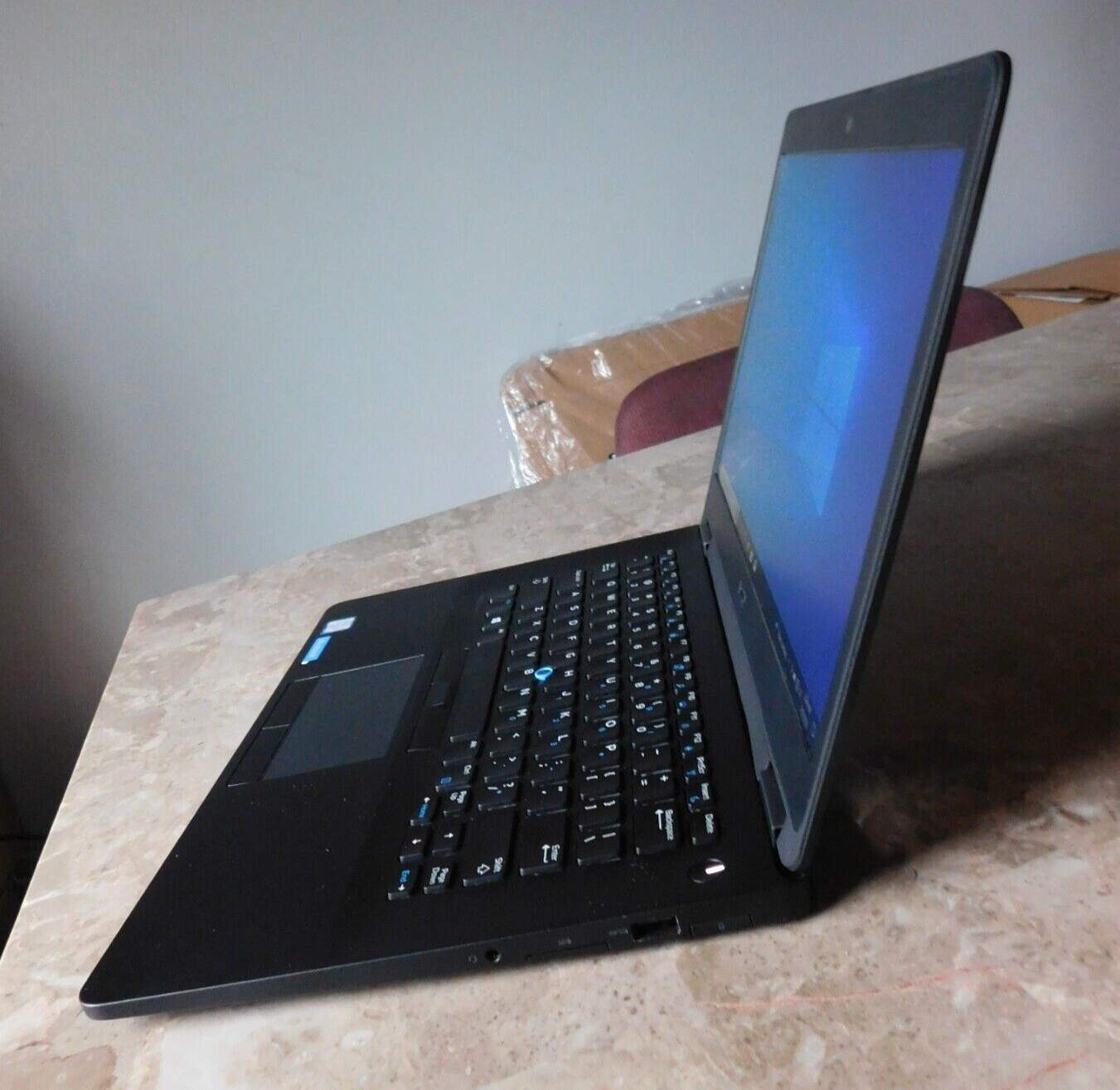 Dell Latitude E7470 14 inch (256GB, Intel Core i5 6th Gen., 2.40GHz, 8GB)…