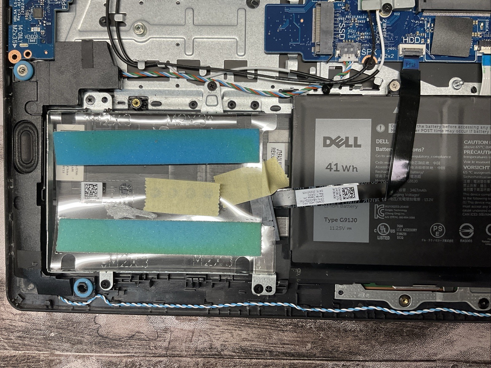 Dell Vostro 3520 / Intel Core i5 12th Gen / BIOS Unlocked / Parts Repair / M15