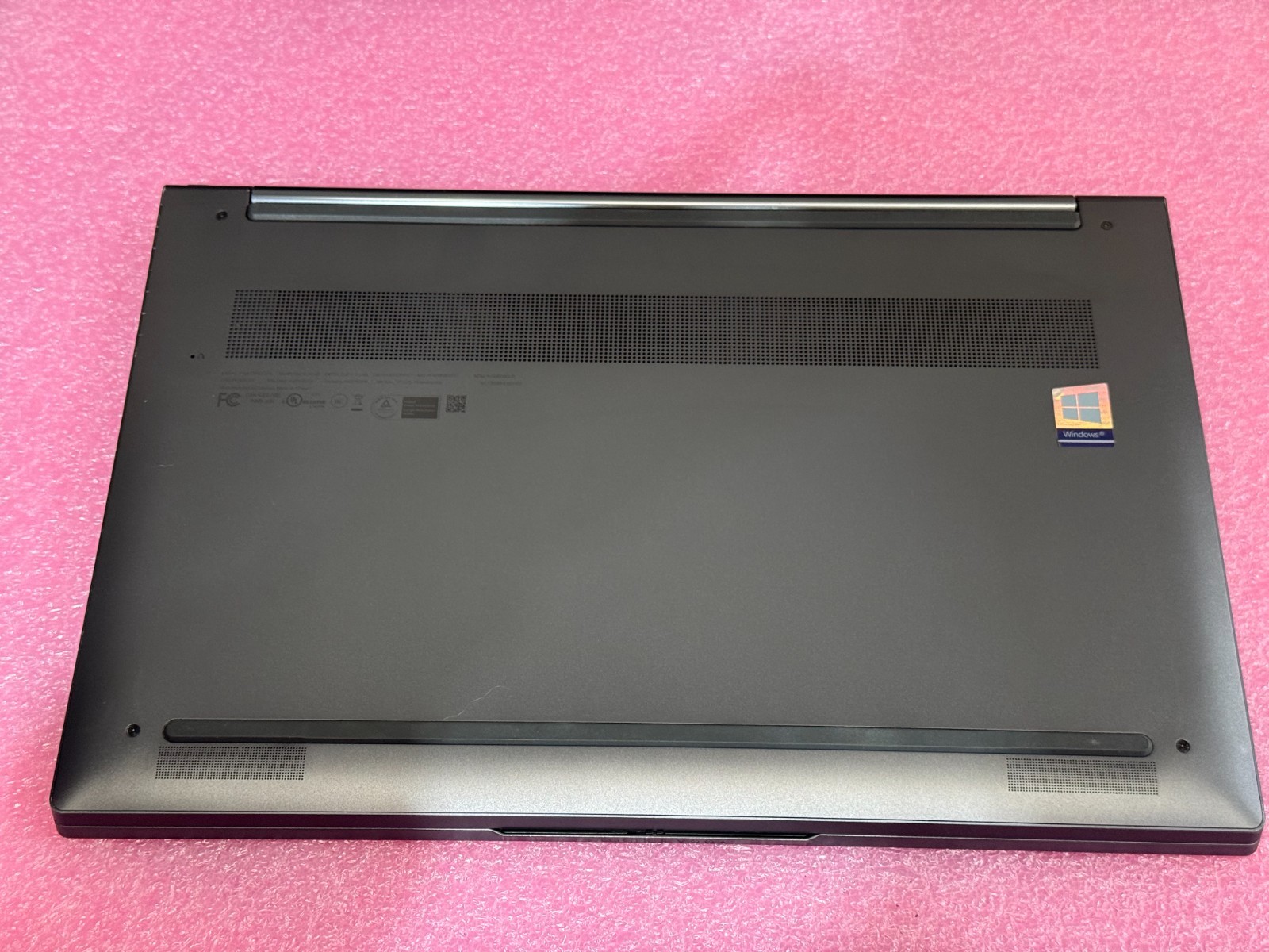 Lenovo Yoga C940 14IIL Laptop Intel Core I7-1065G7 1.3GHz, 512GB, 12GB RAM