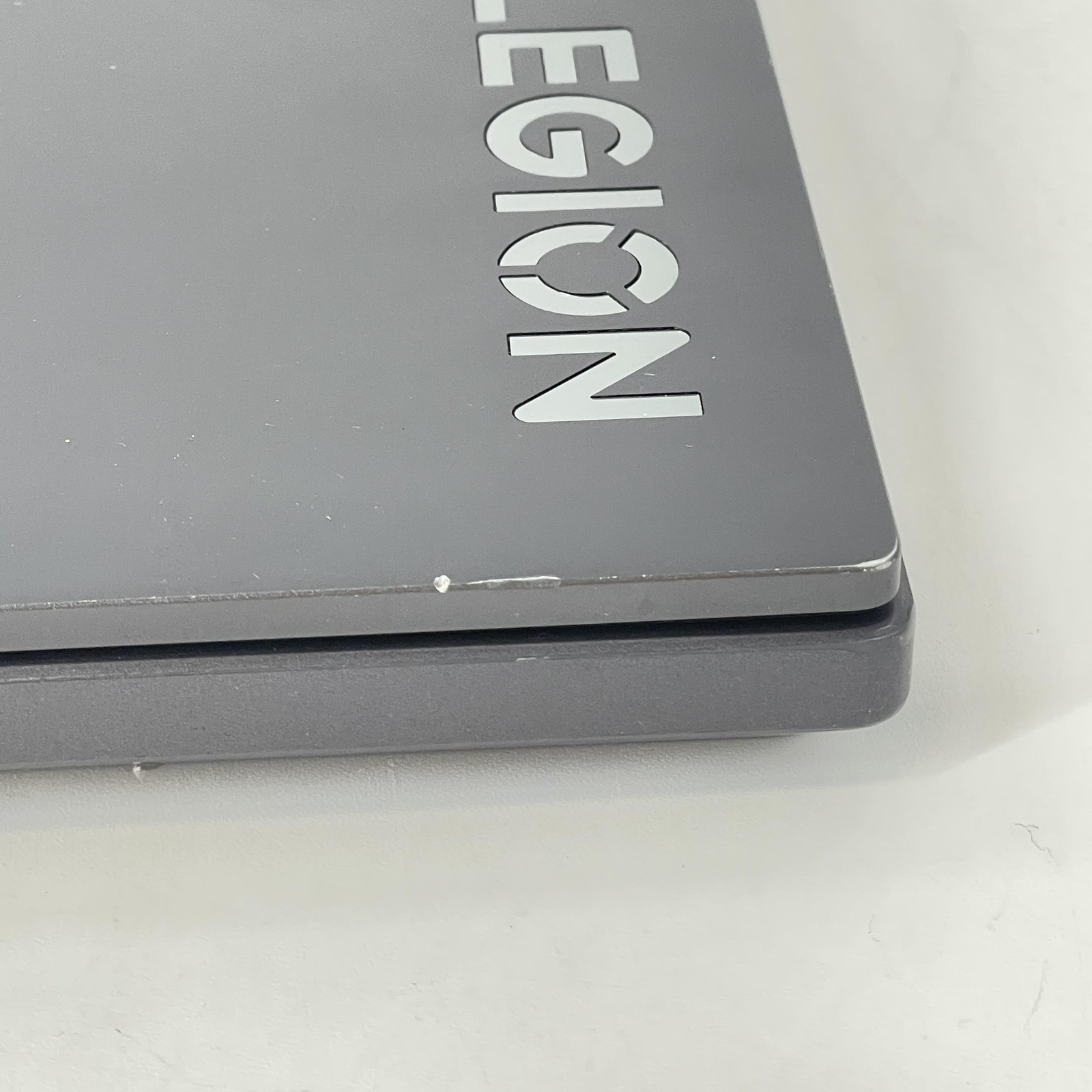 Lenovo Legion Slim 5 Gen 8 16 QHD+ Ryzen 7 7840HS 16GB 512GB RTX 4060 BENT FRAME