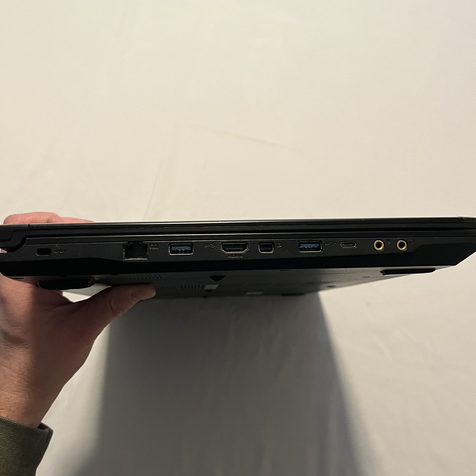 MSI GE72 6QF Apache Pro 17.3” Gaming Laptop | i7 | GTX 970M | 16GB RAM | SSD + H