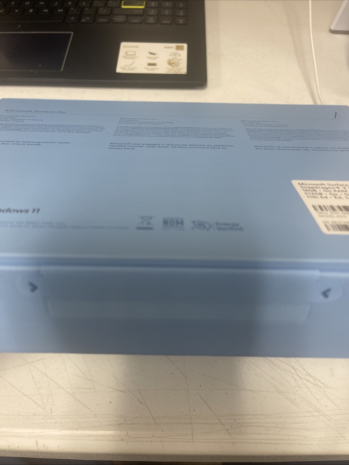 Microsoft Surface Pro Copilot+ PC Touch 13 LCD Snapdragon X Plus 16GB RAM 512GB