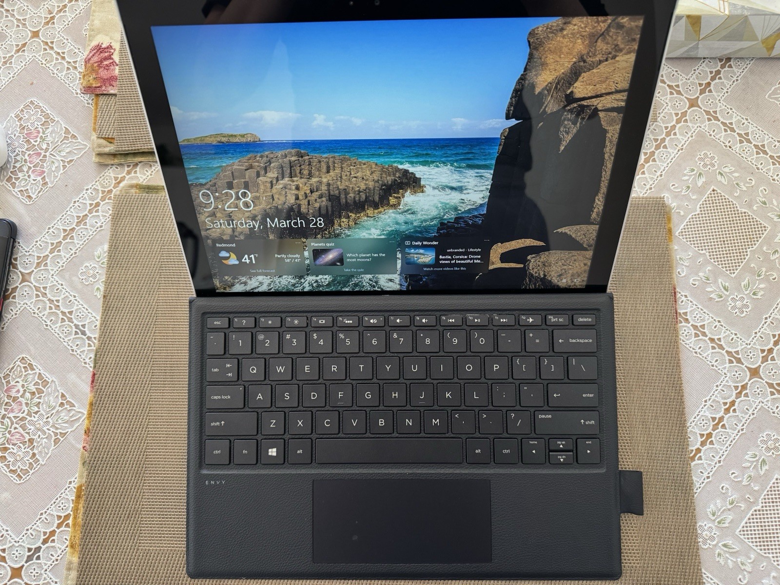 HP Envy x2 12-e0xx | Snapdragon 835 | 4GB RAM | 128GB HDD – Keyboard, windows 10