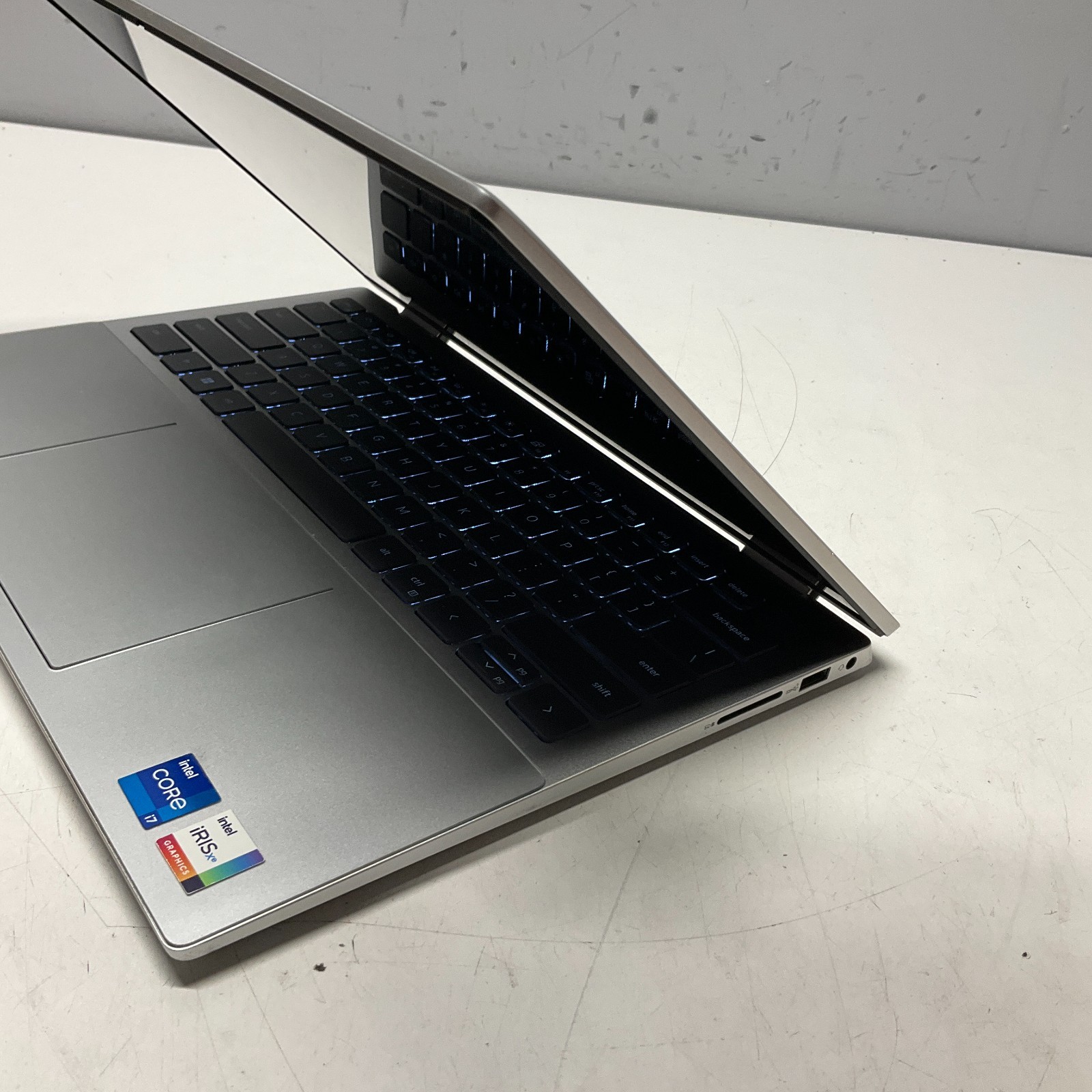 Dell Inspiron 7420 2 in 1 Laptop – i7-1255U 8GB 256GB SSD 14″ Touchscreen Win 11