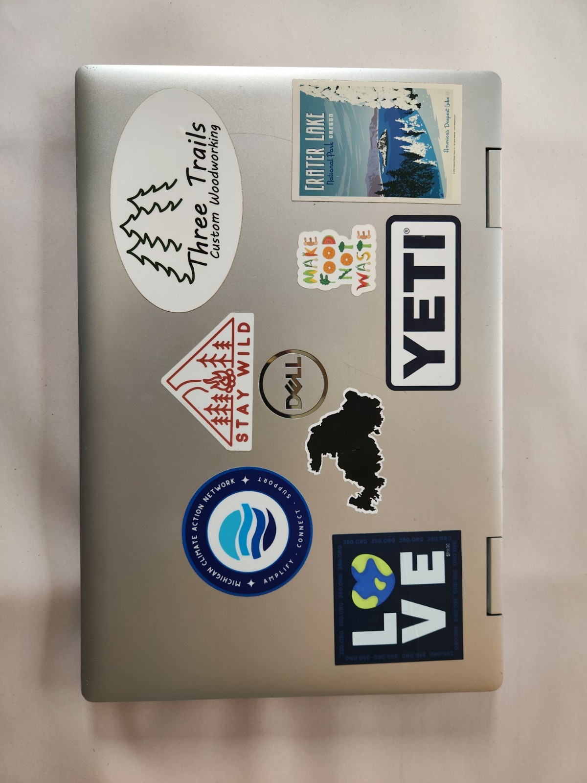 Dell Inspiron 5582 Intel i3 Gen 8 1TB SSD 16 GB Intel Optane 4 GB RAM (2 Slots)