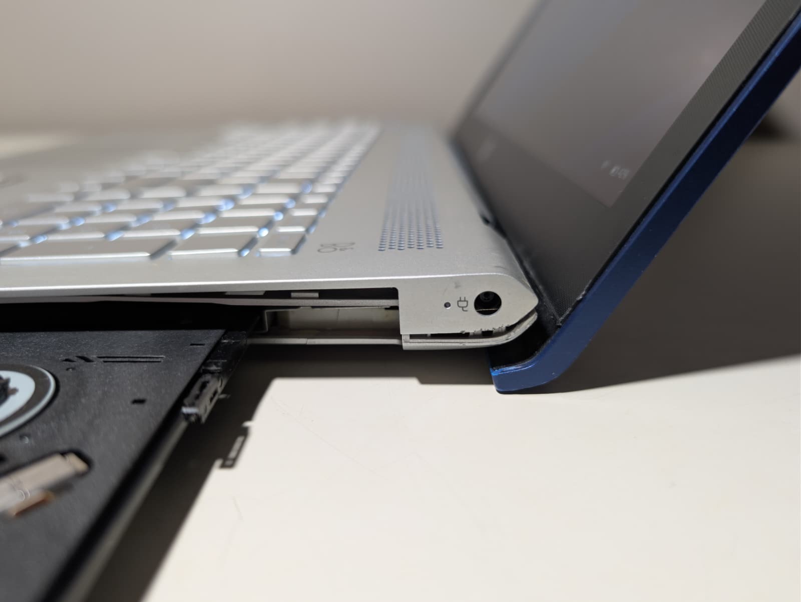 Read! HP Pavilion 15-CC1 Touchscreen | i7-8th Gen 8GB RAM 128GB SSD | NVIDIA