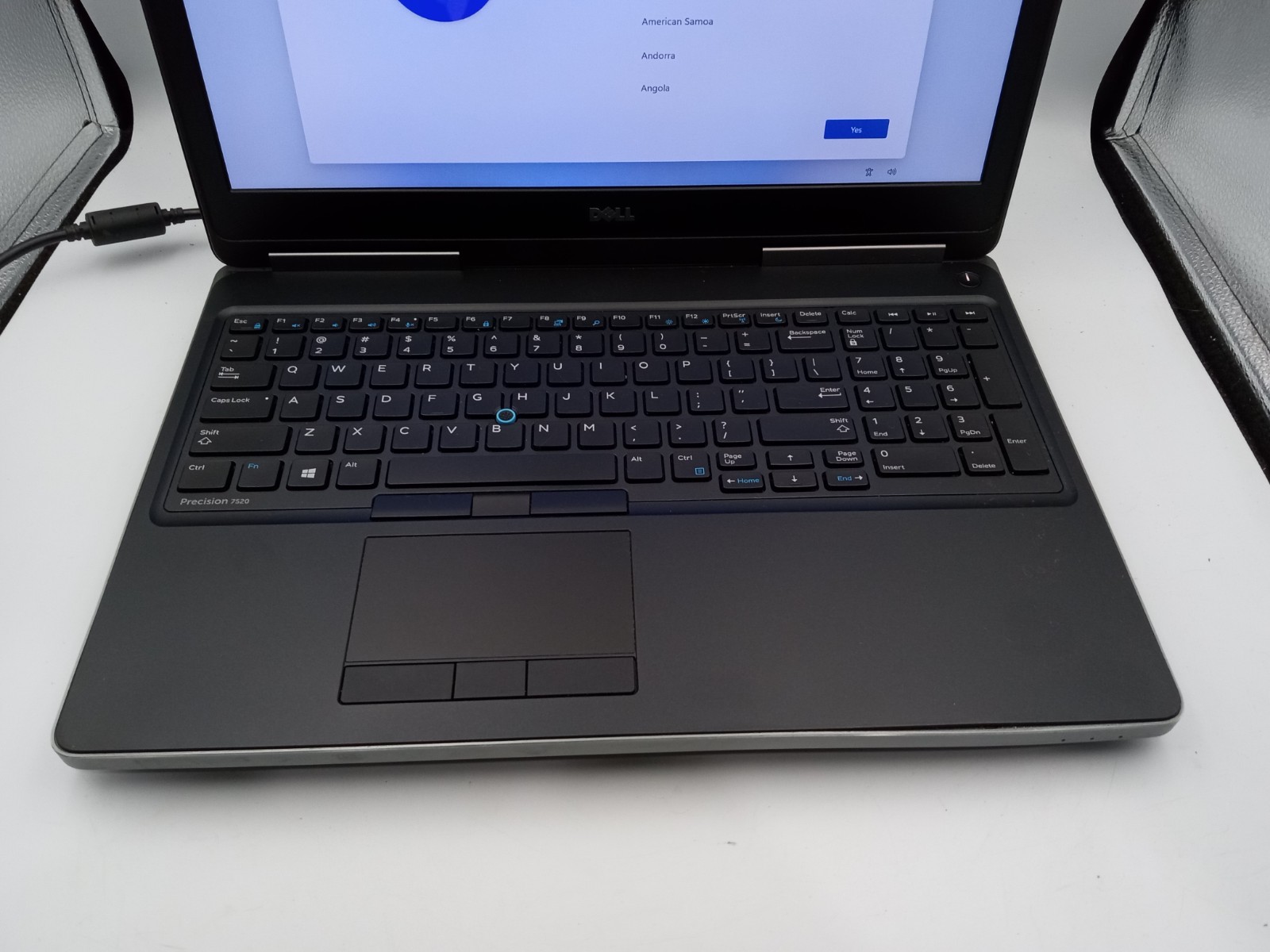 Dell Precision 7520 15.6″ Laptop i7-7820HQ 4GB 128GB SSD W11 -NO BATT -READ -RR