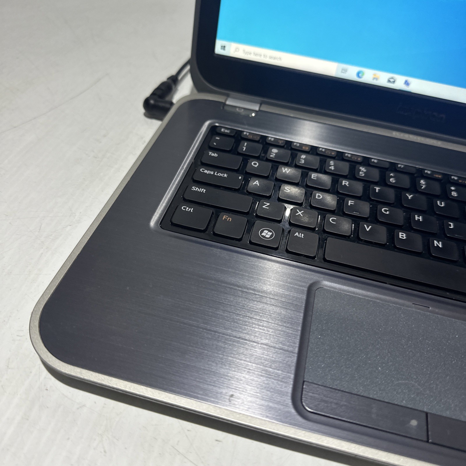 Dell Inspiron 5423 14″ Laptop i5-3317U 6gb Ram 500gb HDD Windows 10 Home No P/S