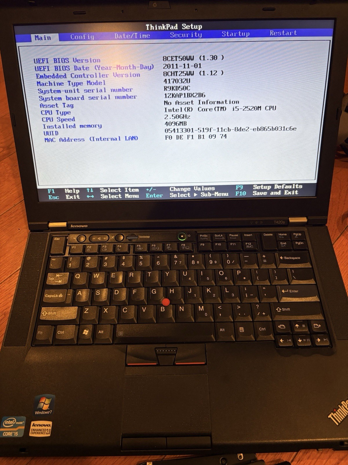 Lenovo ThinkPad T420s 14″ Laptop i5-2520m 2.5GHz 4GB RAM 320gb HDD Linux Mint