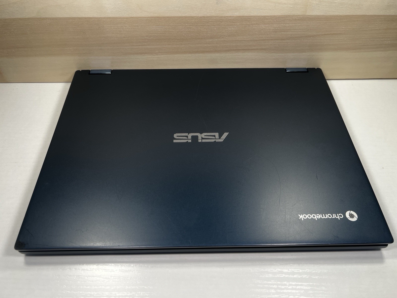 ASUS Chromebook Plus 2-in-1 Touch 14″ CM3401FF AMD Ryzen 3 7320C 8GB 128GB SSD