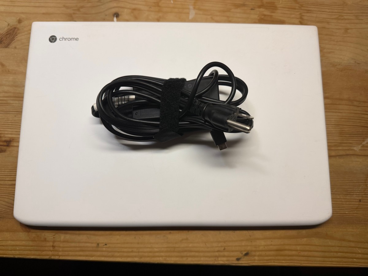 HP Chromebook 15 Touchscreen Intel Core i3