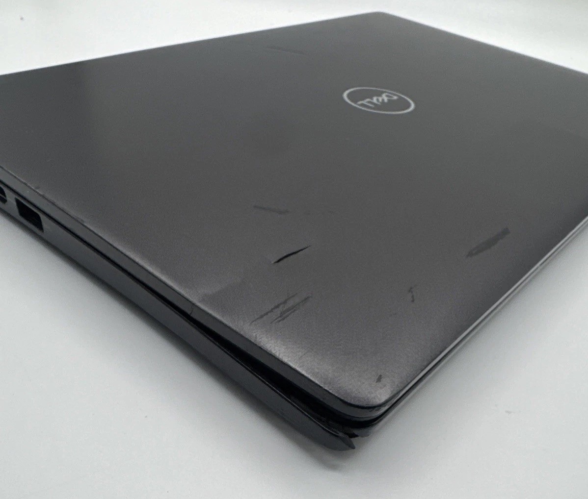 Dell Latitude 5300 – i5 8th Gen Everything Works As Should But BAD LCD SEE PICS