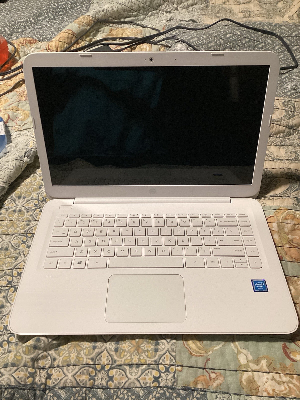 HP Stream 14″ Intel Celeron N3060 1.60GHz 4GB RAM w/eMMC Storage Win11 White