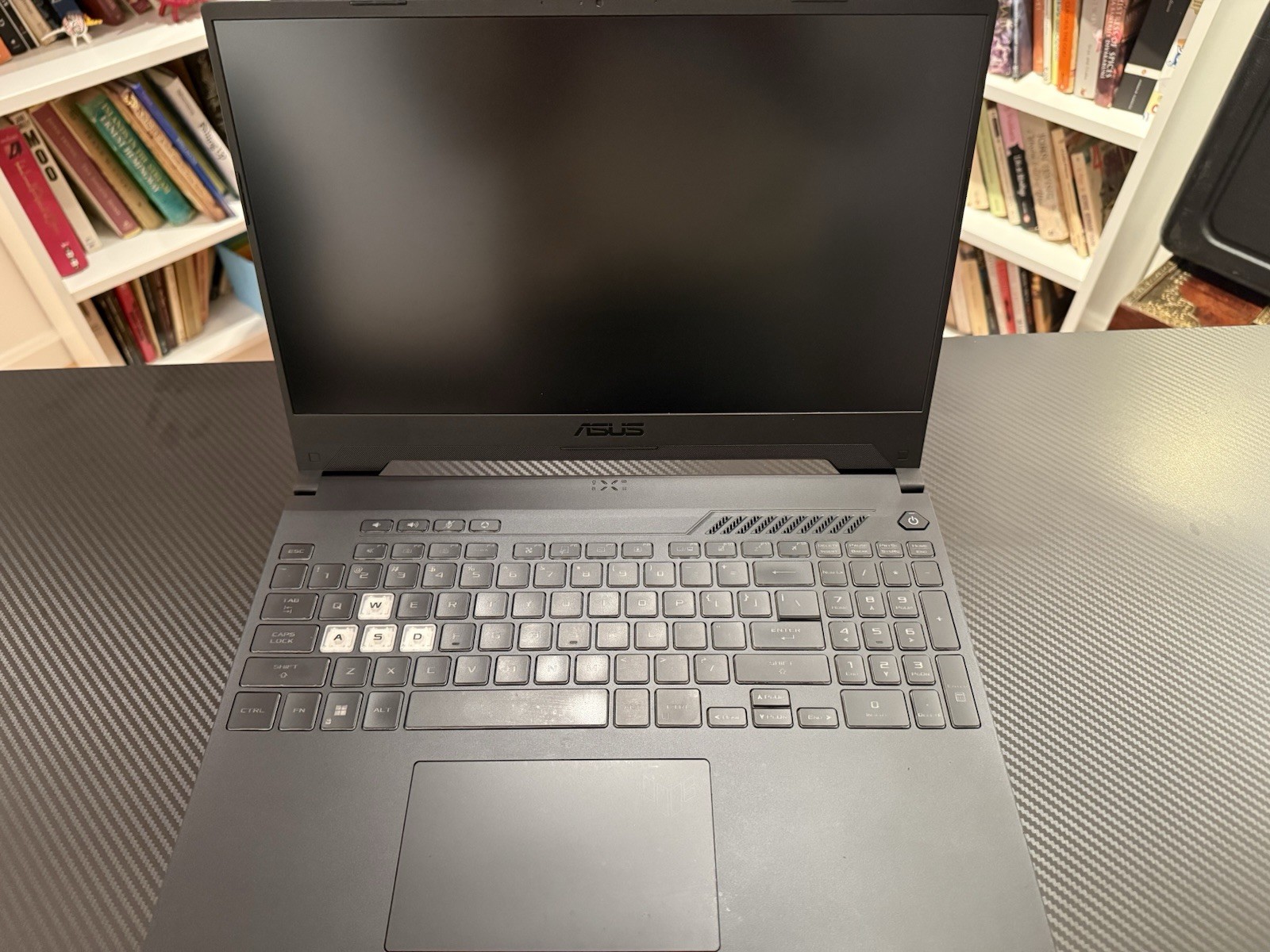 ASUS TUF Gaming F15 FX507ZM FHD 300Hz i7-12700H RTX3060 16GB RAM 1TB SSD