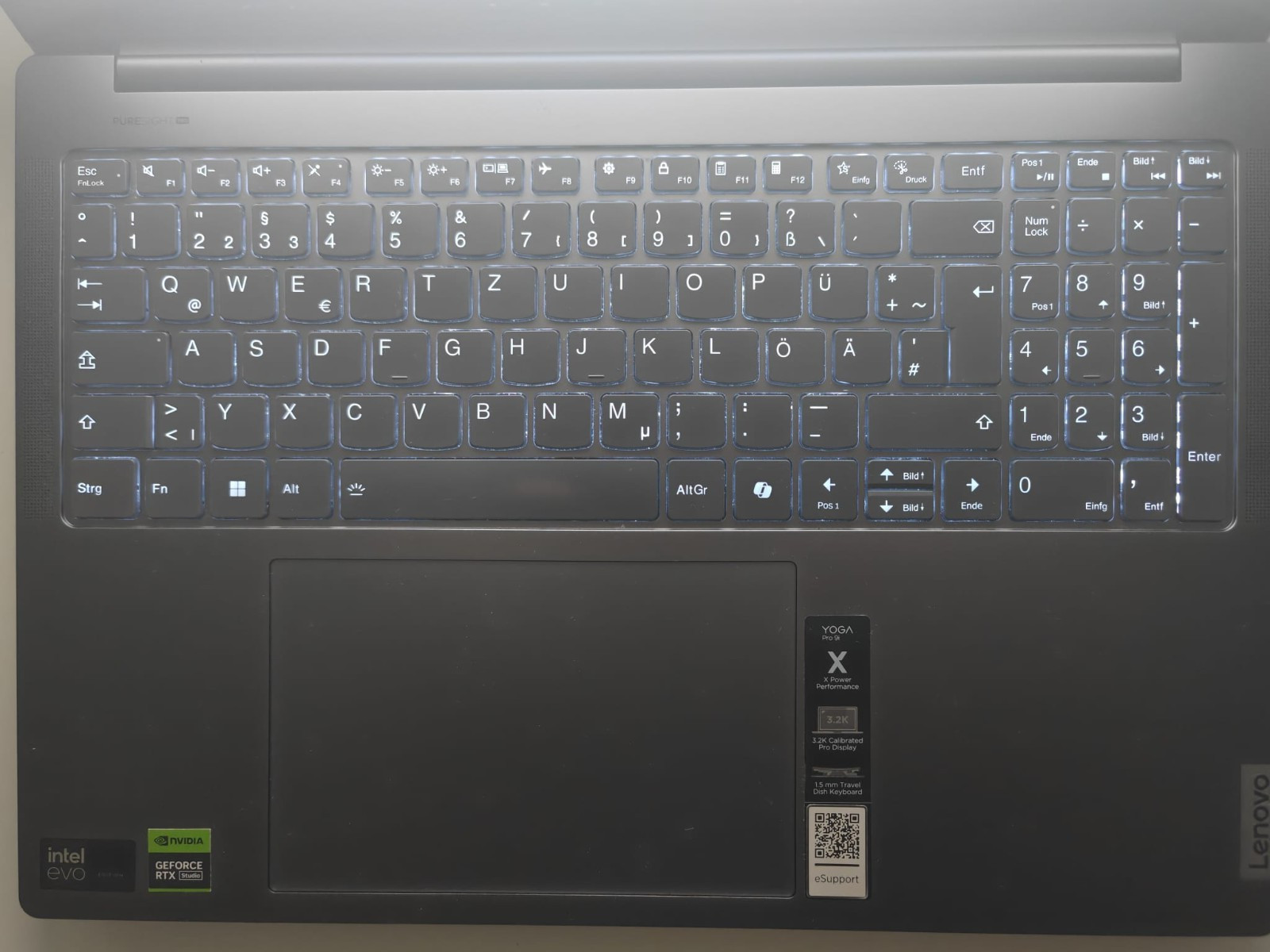 Lenovo Yoga Pro 9i 16″ | Ultra 9 185H | RTX 4070 8GB | 64GB RAM | 5TB SSD