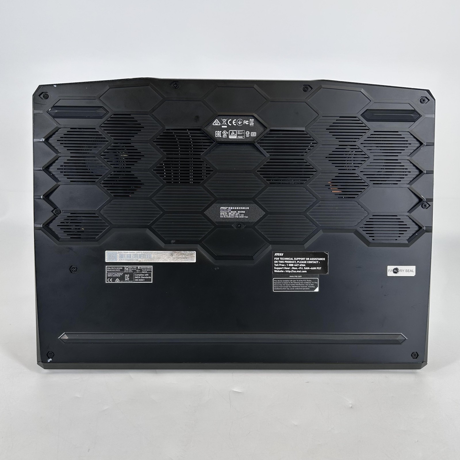 MSI Raider GE66 15.6 240Hz FHD i7-10750H 2.60GHz 32GB 1TB SSD RTX 2070 Super