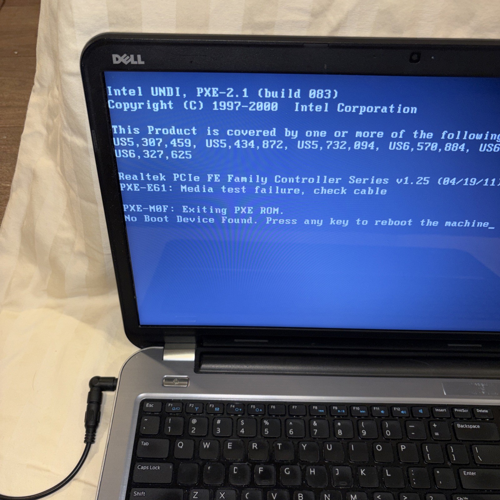 Dell Inspiron 5721 17.3″ Laptop Intel i7-3537U 8GB Ram NO HD/OS