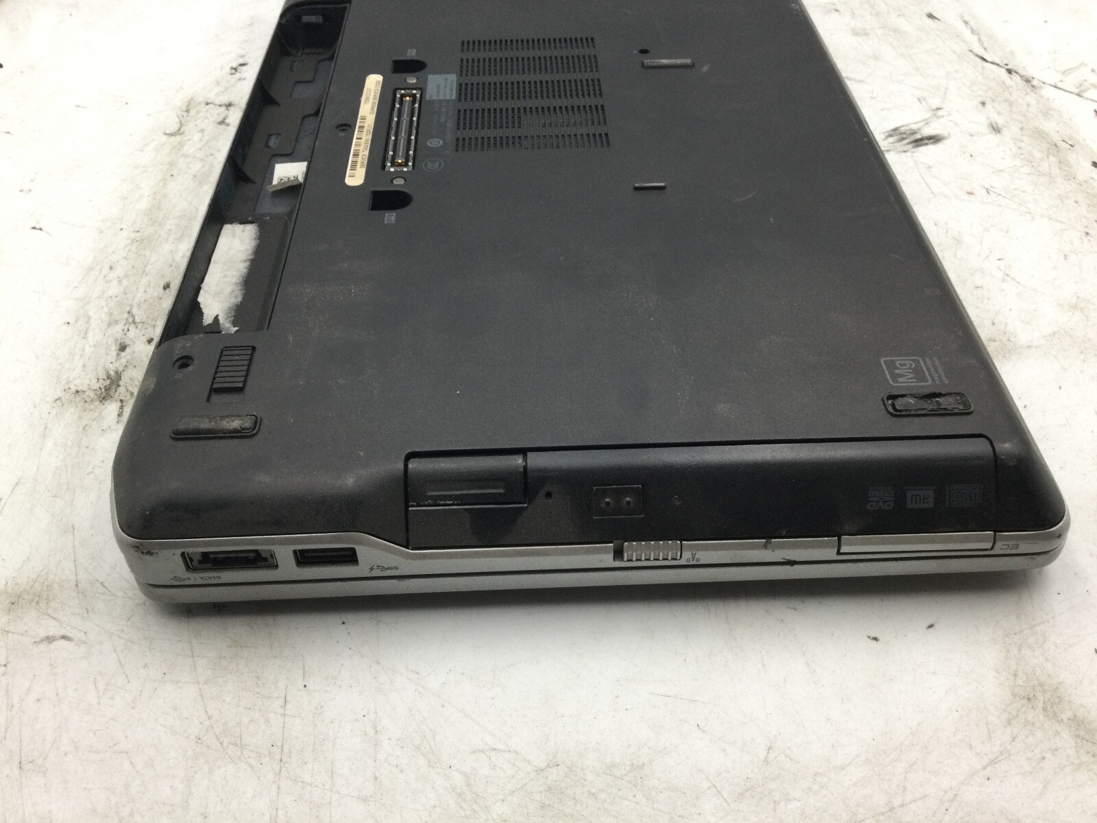 DELL LATITUDE E6330 – FOR PARTS – INTEL CORE I5 – NO RAM – READ DESCRIPTION – BB