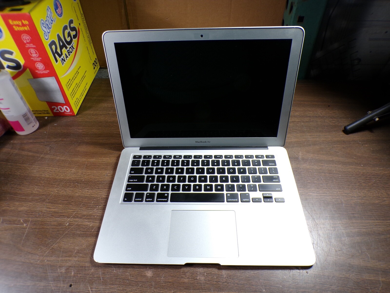 MacBook Air “Core i5″ 1.3 13” (Mid-2013) 1.3 GHz CORE i5 (i5-4250U) 4GB RAM