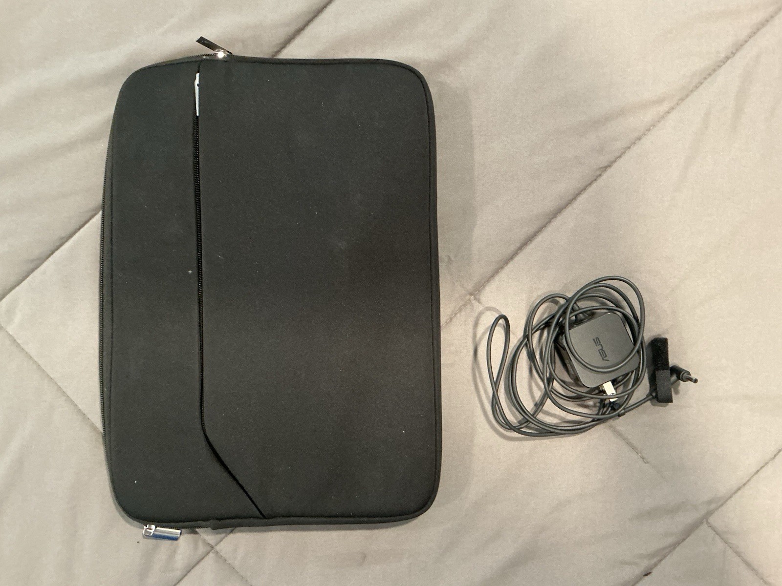 Asus Notebook PC Model E410K Used With Charging Cable And Case