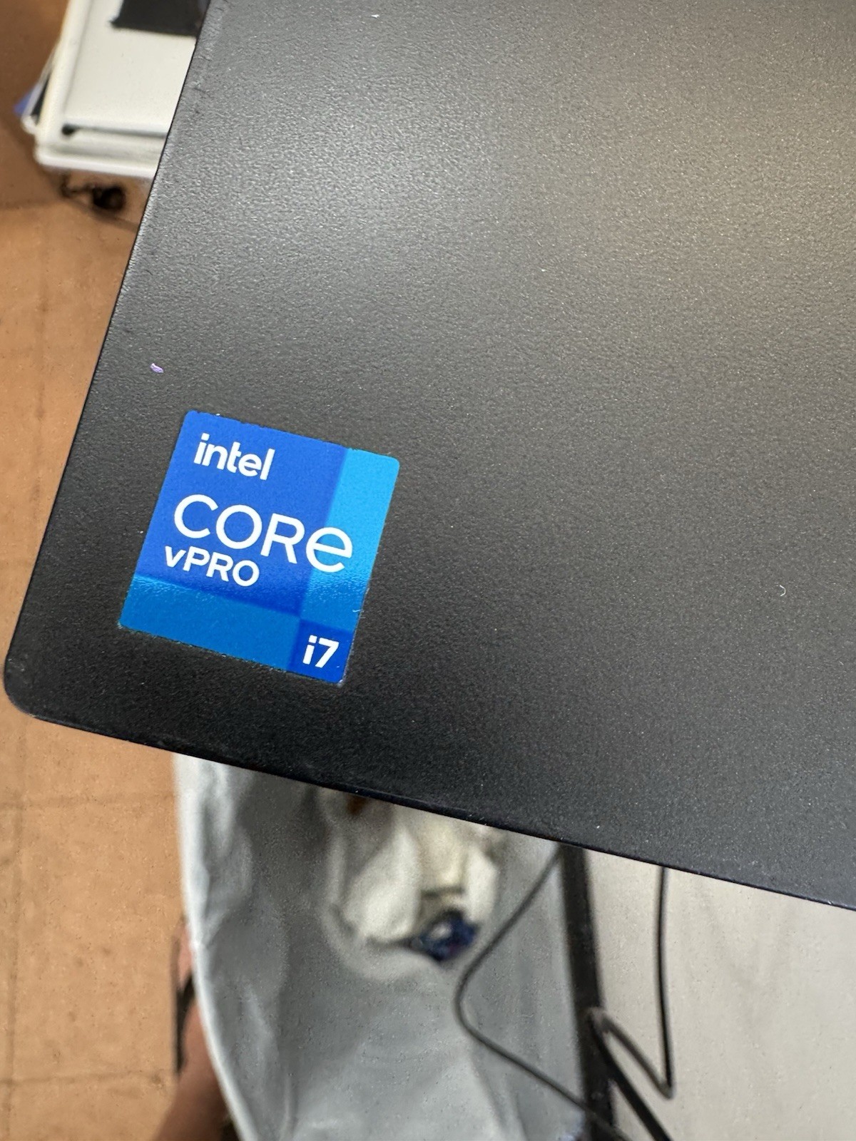 Lenovo ThinkPad P15v Gen 2i 15.6″ i7-11850H 32GB 1TB SSD NVIDIA T1200 Win10 Pro