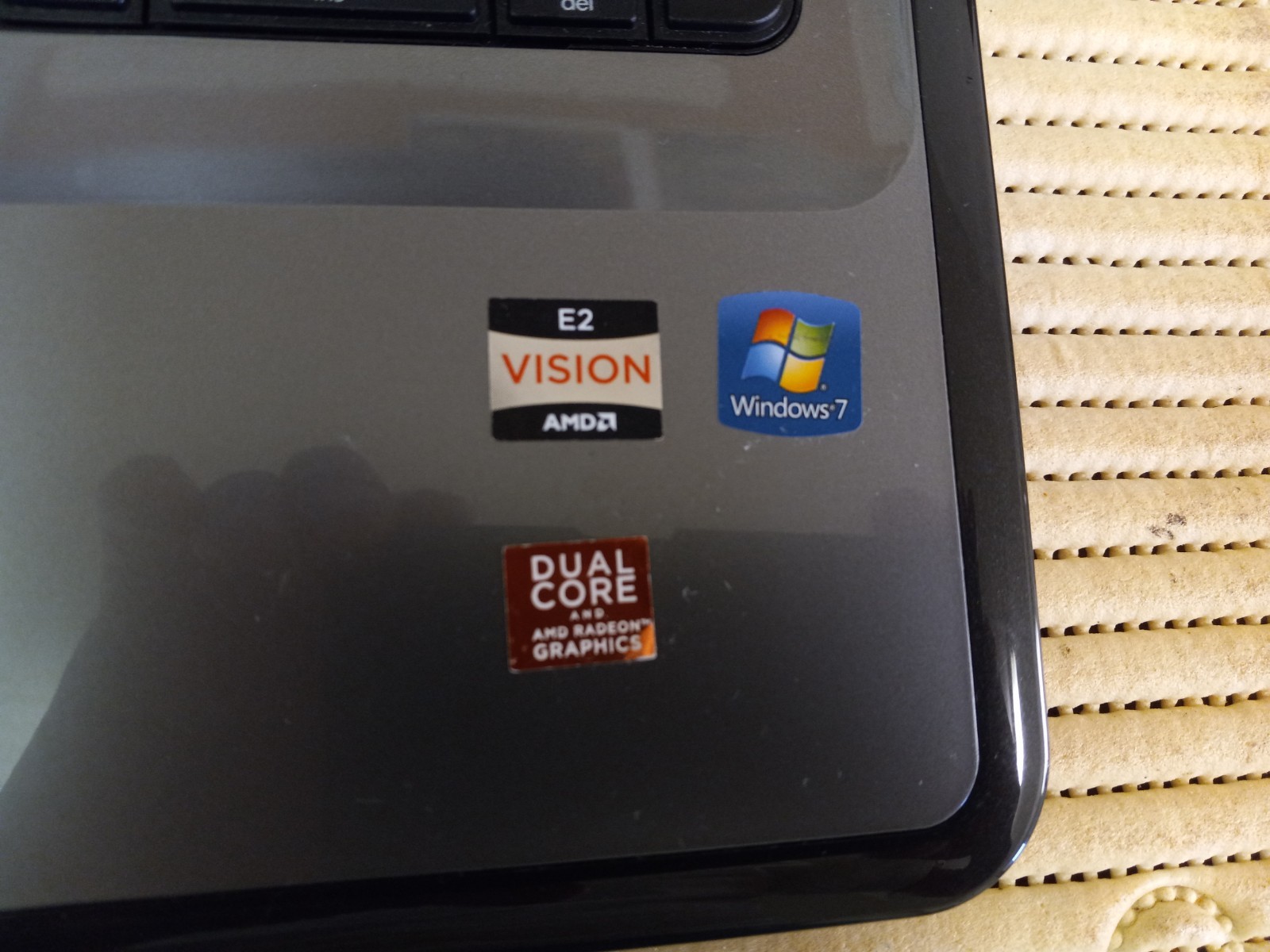 HP Pavilion g7-1219wm Windows 11 Pro 17.3″ Laptop AMD E-450 8GB Ram 500Gb SSHD
