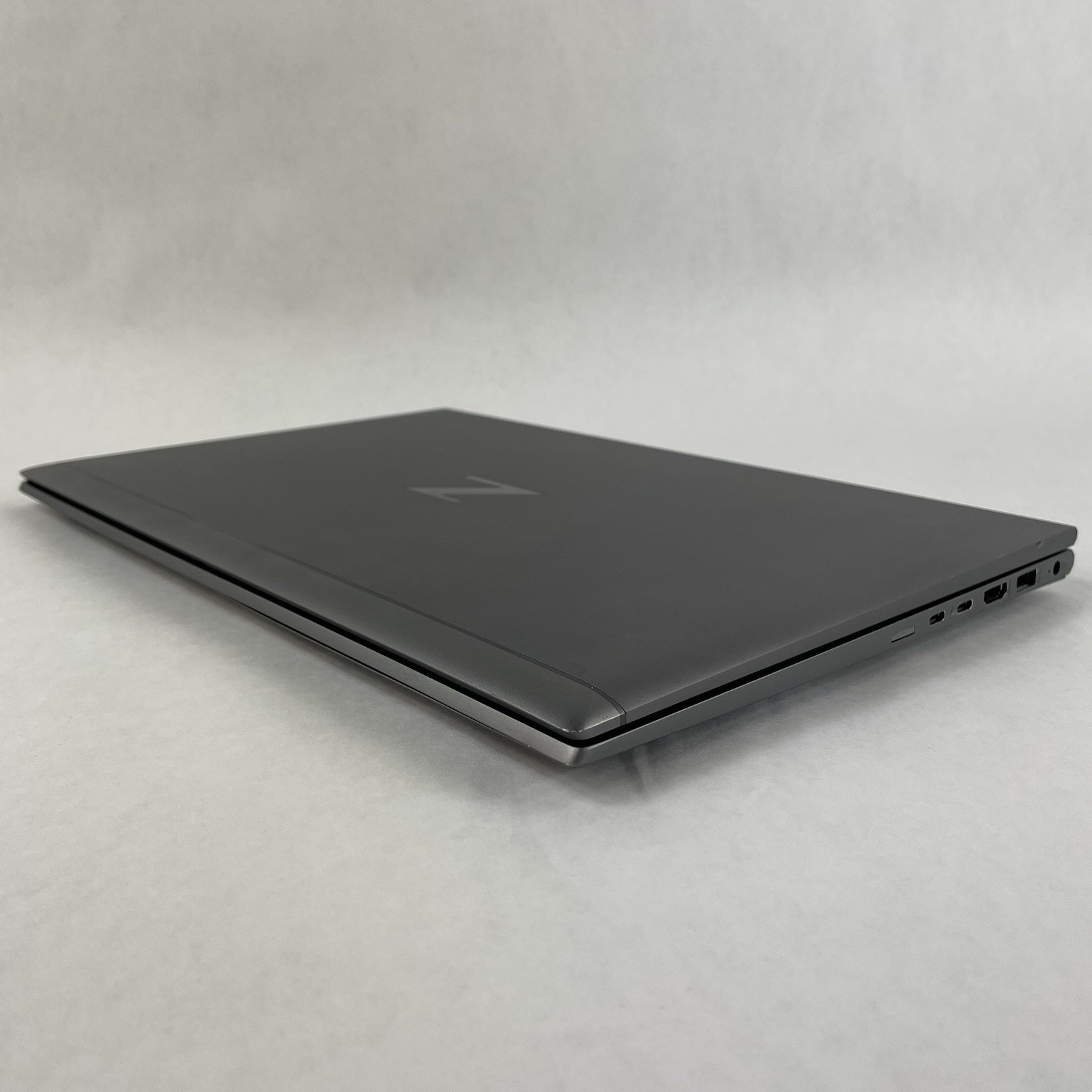 HP ZBook Firefly 15 G7 15.6″ i7-10610U 1.80 GHz 8 GB RAM No SSD/OS/AC