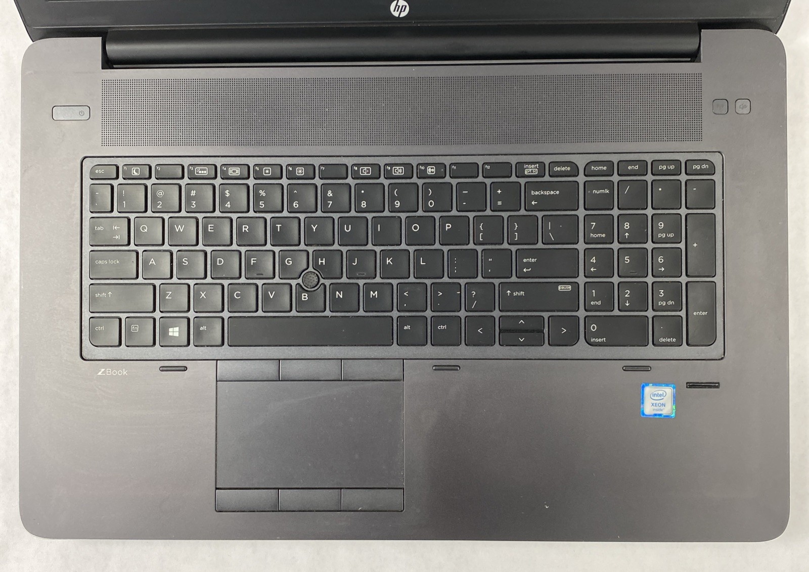 HP ZBook 17 G3 Intel Xeon E3 1535M V5 2.9GHz 16GB RAM 17.3″ No Battery No HDD/OS