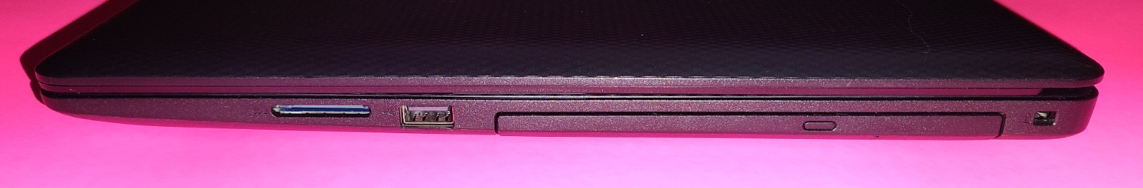 DELL 17.3″ FHD Laptop DVD-RW 256GB SSD 8GB Intel i3-1005G1 New Battery Win 11