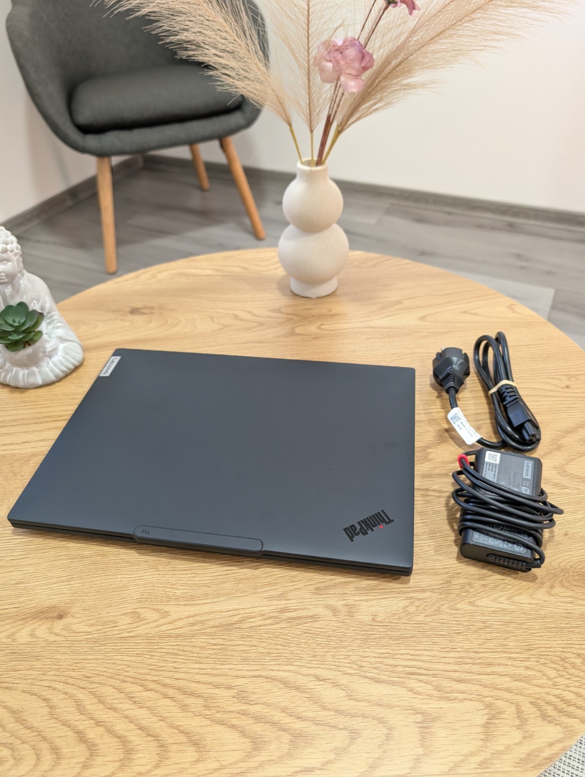 Lenovo ThinkPad T14 Gen 6 / Ultra 7/16gb/512