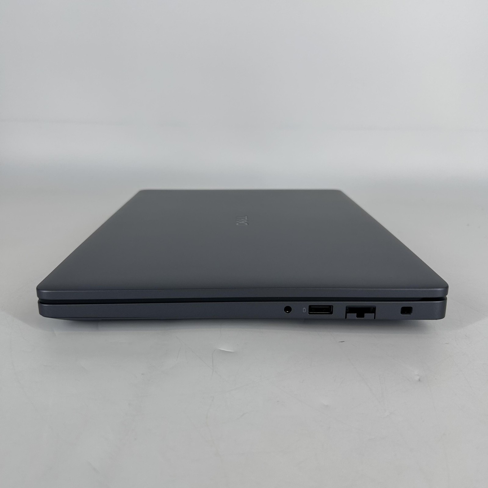 Dell Pro Max 14 MC14250 FHD+ 2.2GHz Ultra 7 265H 32GB 1TB RTX PRO 500 Blackwell