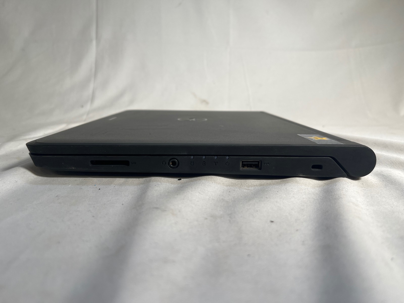 Dell Latitude 3340 i3-4030U 4GB 128GB SSD 13.3″