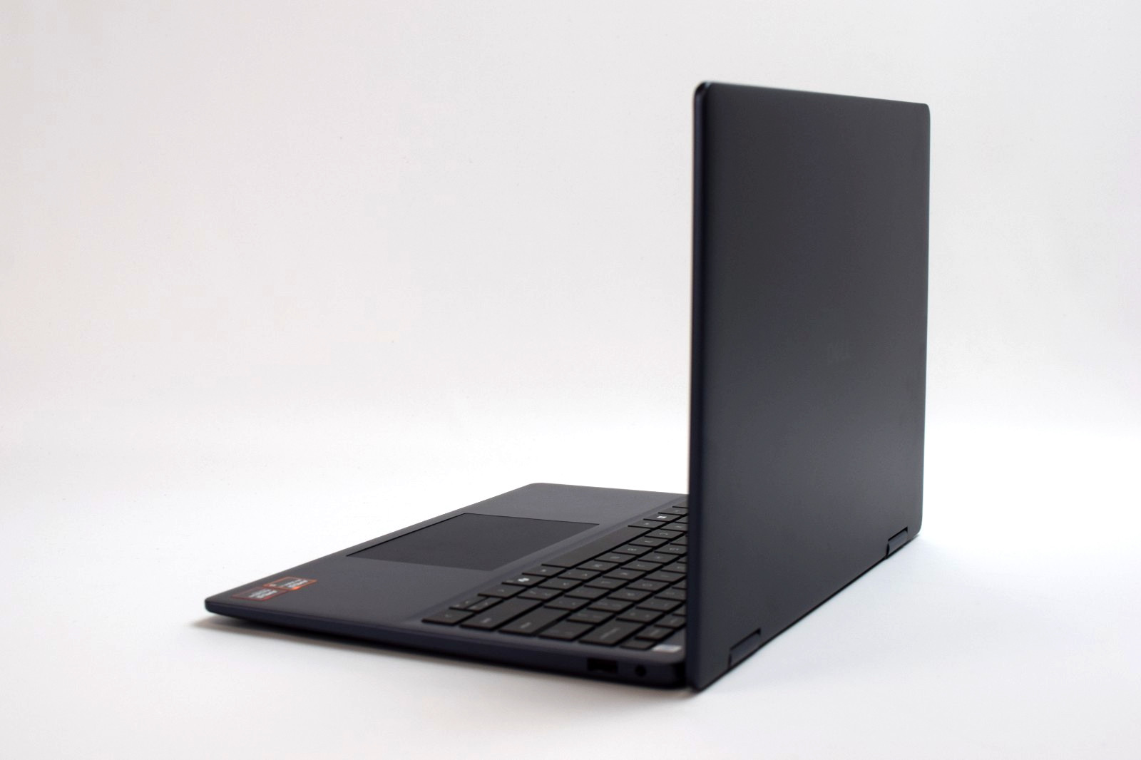 Dell Inspiron 14 Plus 2-in-1, AMD Ryzen AI 5 340, 16GB, 512GB SSD, AMD Radeon