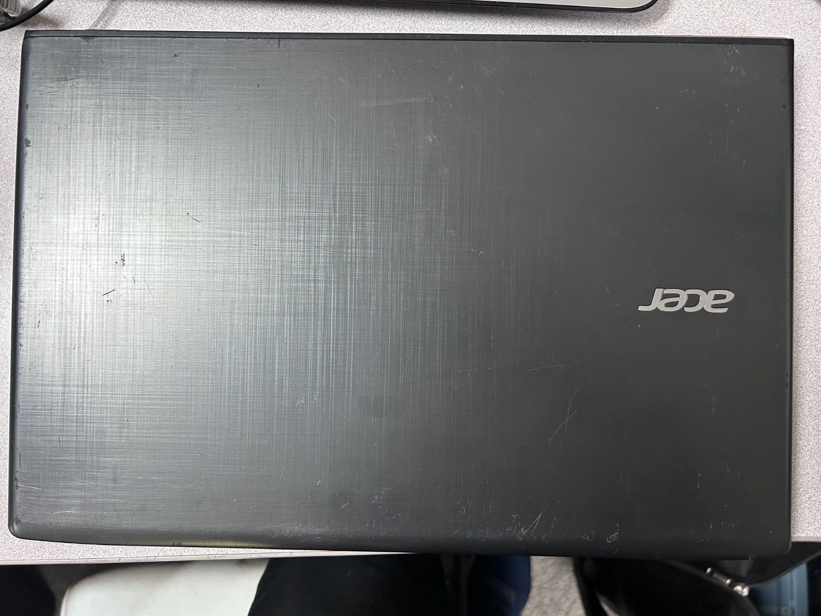 Acer Aspire E 15 E5-576-392H i3-8300U (3.4Ghz)/6Gb /250HDD/ Win11 home/ PSU