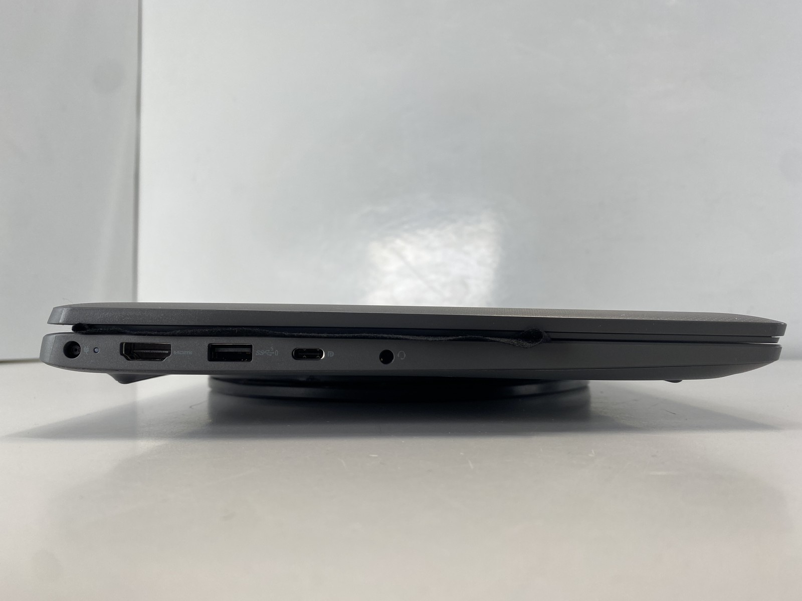 Dell Laptop Latitude 3450 14″ Intel Core i5-1335U 512GB – Dark Gray
