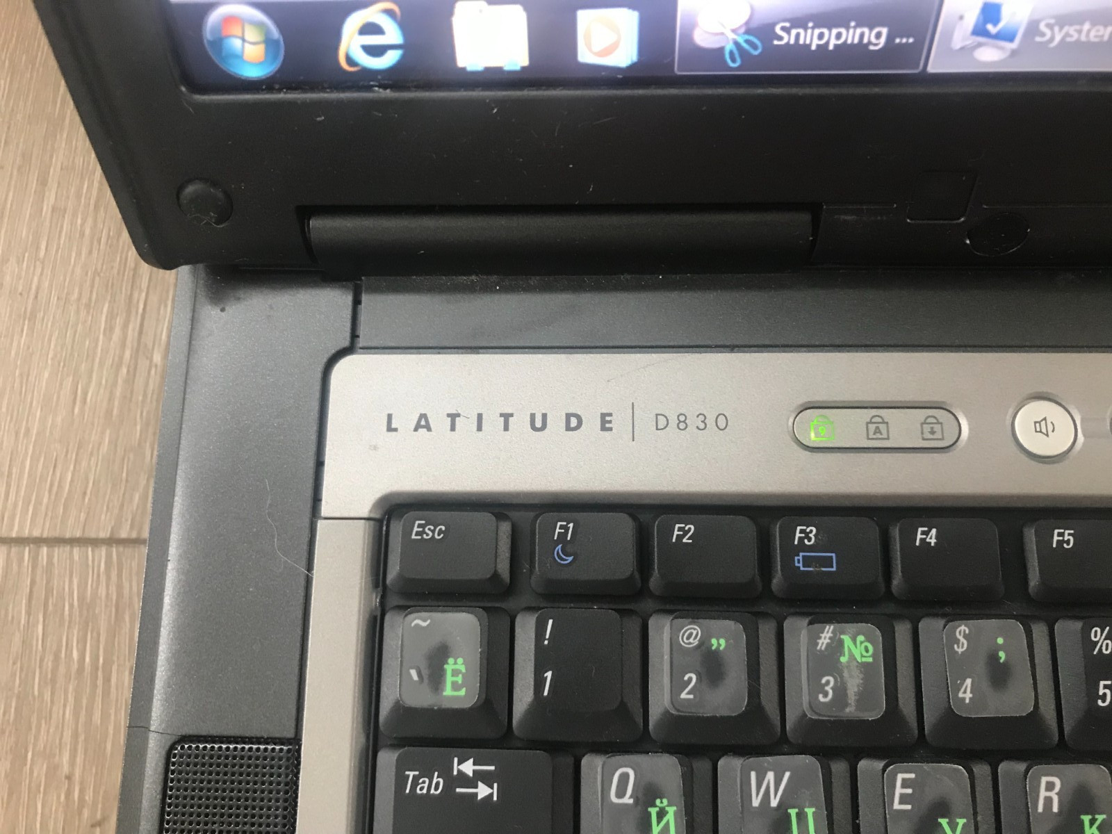 Dell Latitude D830 15.4″ Intel Core 2 Duo T7500 2.20GHz 3GB RAM 80GB HDD Win 7