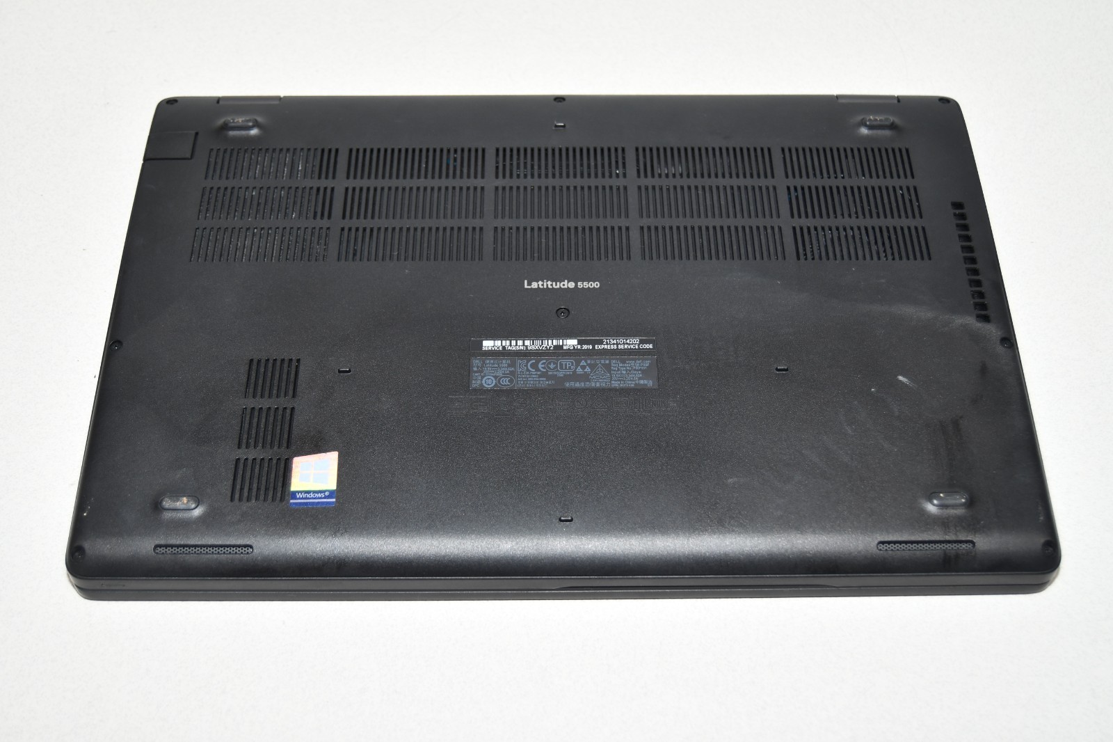 ^ Dell Latitude 5500 Laptop Intel i7-8665U @ 1.9GHz 16GB Ram No HD #X7274