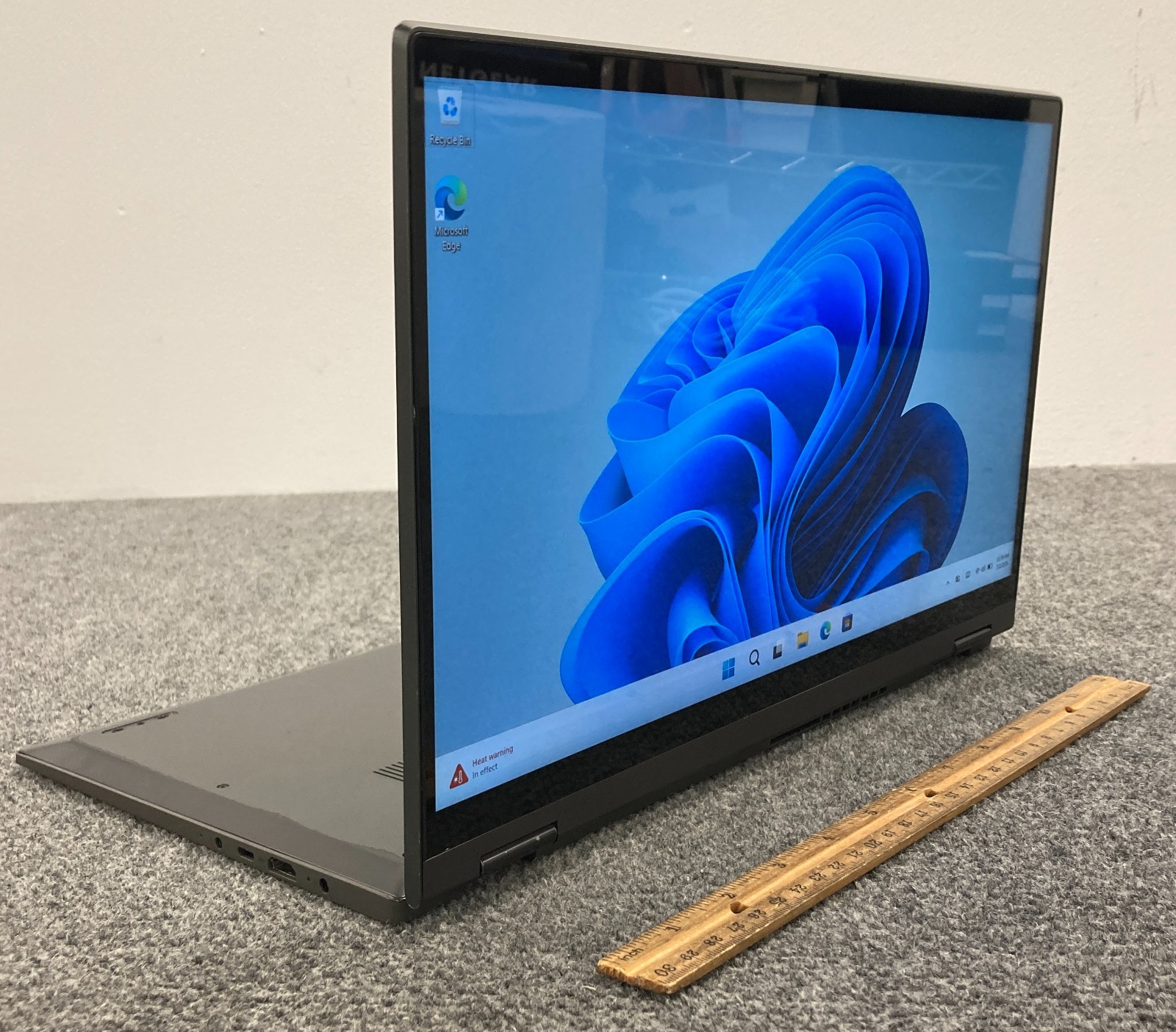 Lenovo IdeaPad Flex 5 15IIL05 15.6″ 2-in-1 i3-1005G1 8GB 128GB NVMe As Is