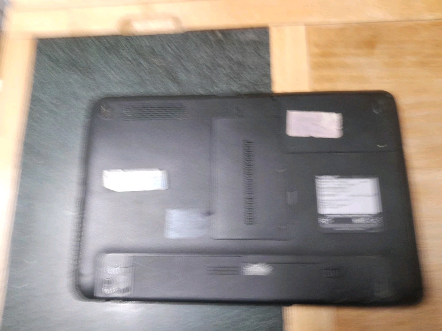 Lot of 2/ Toshiba Satellite M115-S1061 15.6″ and L755-S5355 Laptops – PARTS ONLY