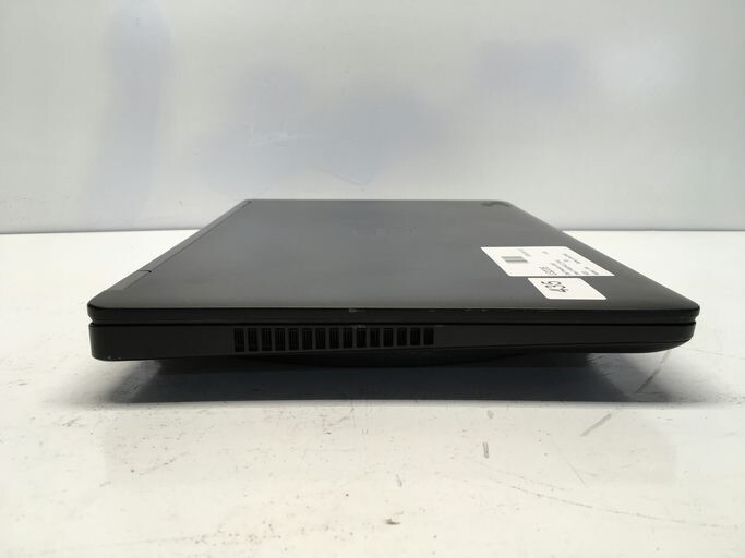 Dell Precision 3510 Intel i7-6820HQ 8GB 256GB SSD Windows 11 AMD Radeon R9 M360