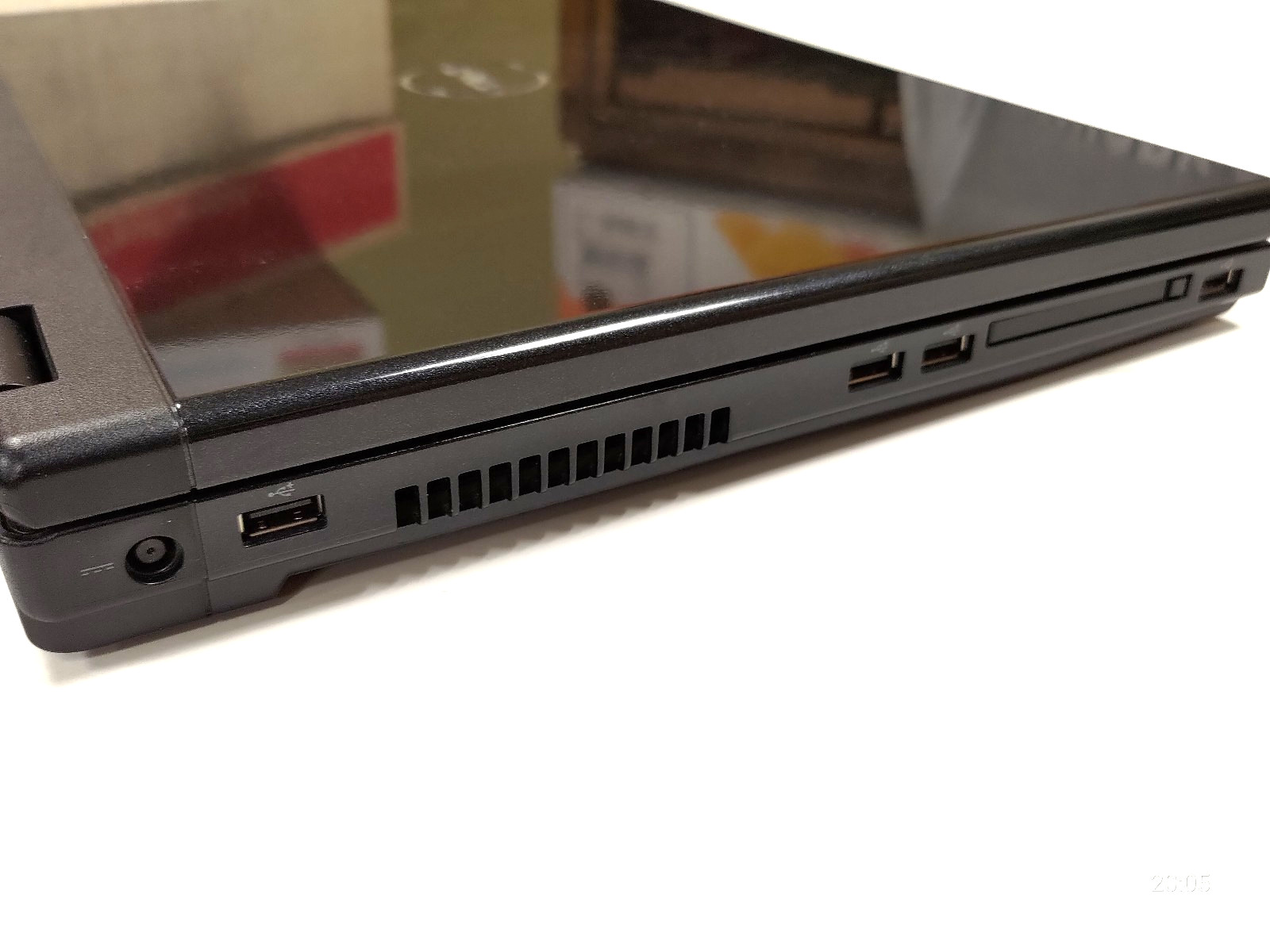 Dell Vostro 1710 2GB RAM/160GB HDD Core2 Duo, CD/DVD, No OS