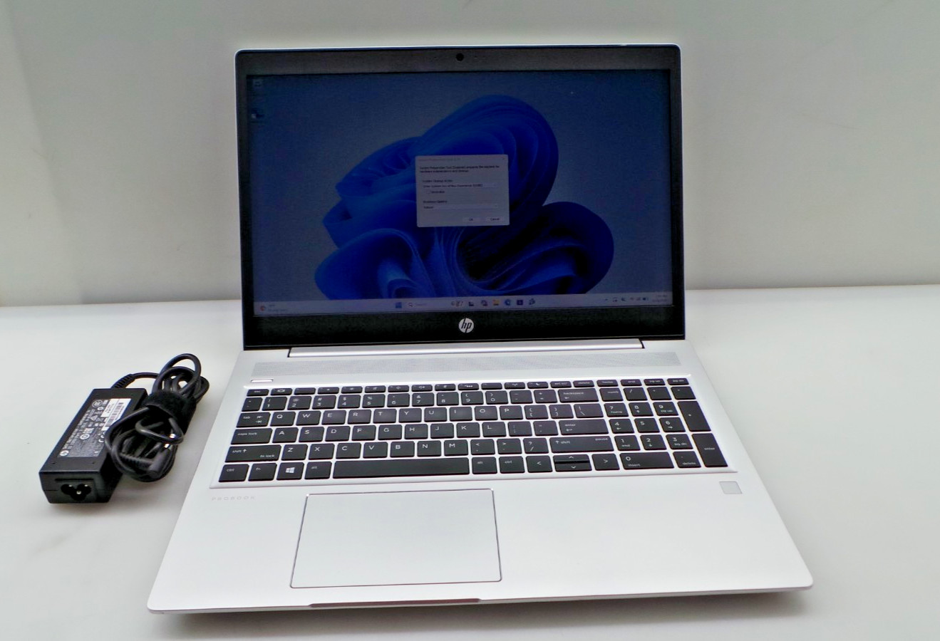HP ProBook 455 G6 | 15.6″ | AMD Ryzen 5 2500U | 8GB RAM 256GB NVMe | WIN 11 PRO
